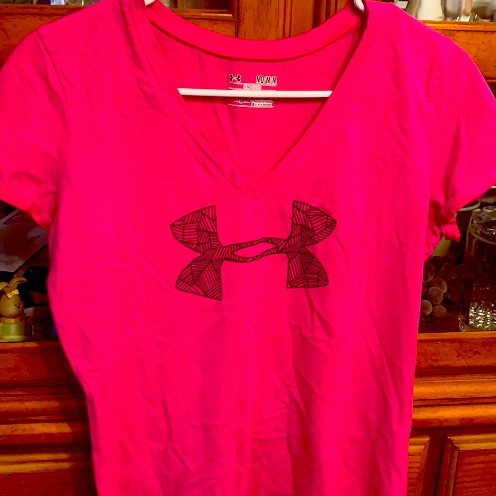 Medium women’s shirt